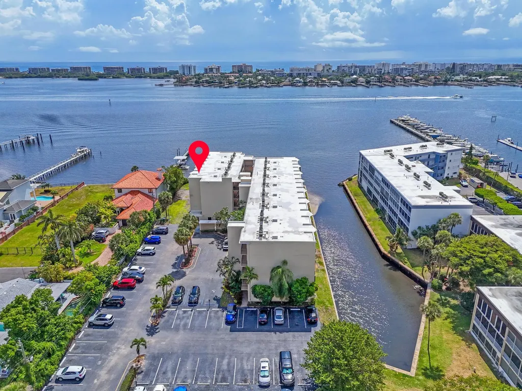 896 N Federal Highway Lantana FL 33462