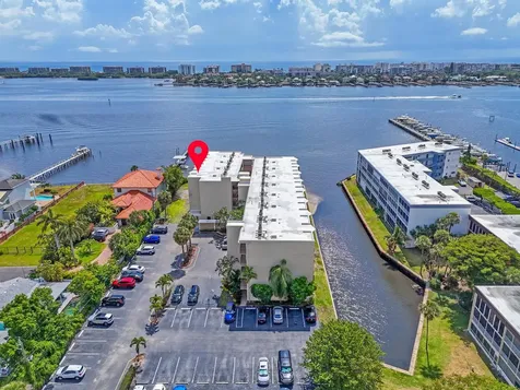 896 N Federal Highway Lantana FL 33462