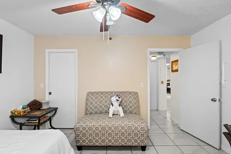 896 N Federal Highway Lantana FL 33462