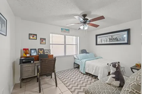 896 N Federal Highway Lantana FL 33462