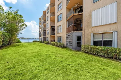 896 N Federal Highway Lantana FL 33462