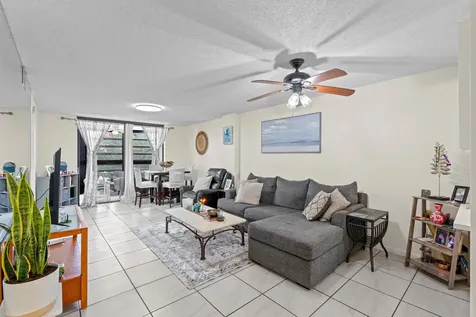 896 N Federal Highway Lantana FL 33462