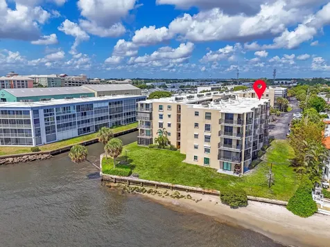 896 N Federal Highway Lantana FL 33462
