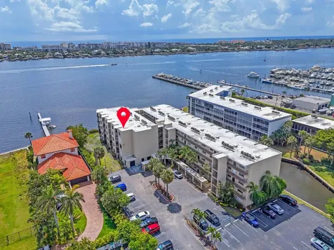 896 N Federal Highway Lantana FL 33462