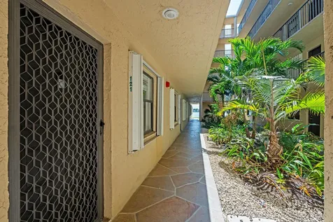 896 N Federal Highway Lantana FL 33462