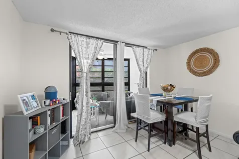 896 N Federal Highway Lantana FL 33462