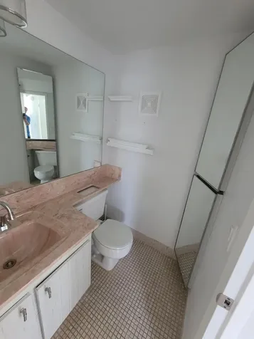84 Fanshaw B Boca Raton FL 33434