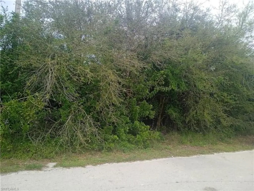 3512 SW 26th Street Lehigh Acres FL 33976