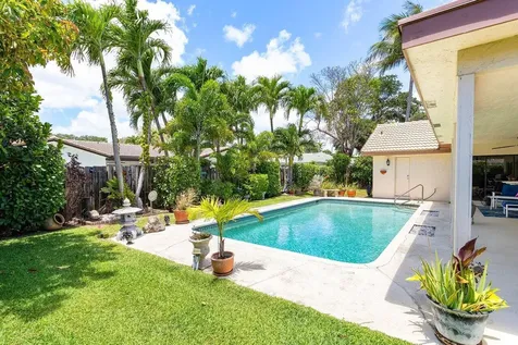 1935 Sw 7th Court Boca Raton FL 33486