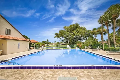 9 Via De Casas Sur Boynton Beach FL 33426