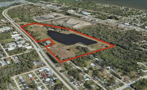 3032 N 25th Street Fort Pierce FL 34946