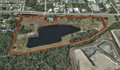 3032 N 25th Street Fort Pierce FL 34946