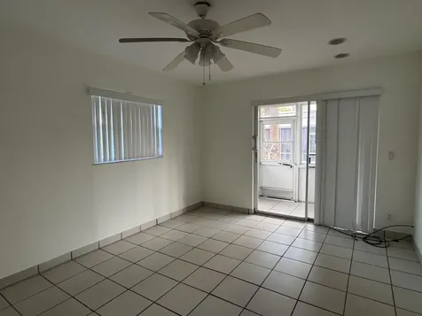 52 Valencia C Delray Beach FL 33446