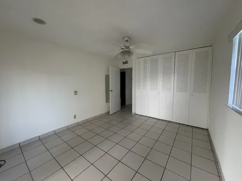 52 Valencia C Delray Beach FL 33446