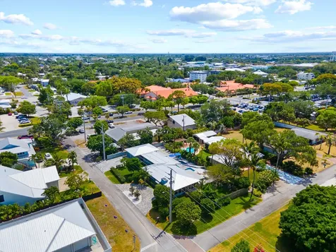 206 Se Balboa Avenue Stuart FL 34994