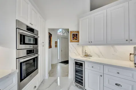 17352 Antigua Point Way Boca Raton FL 33487