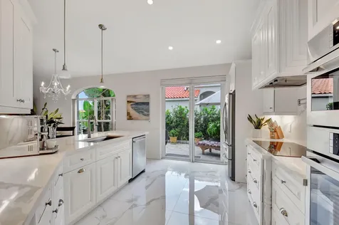 17352 Antigua Point Way Boca Raton FL 33487