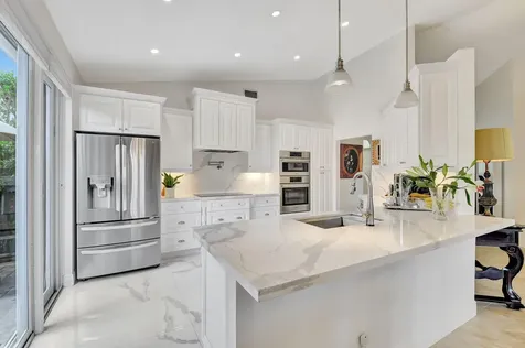 17352 Antigua Point Way Boca Raton FL 33487
