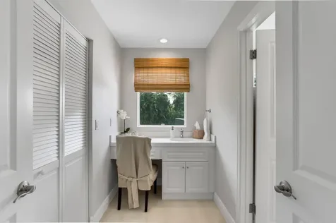 10194 Harbourtown Court Boca Raton FL 33498