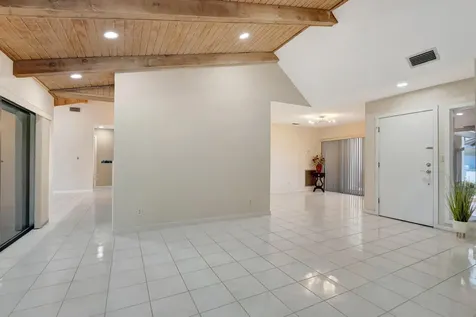 21065 Escondido Way Boca Raton FL 33433