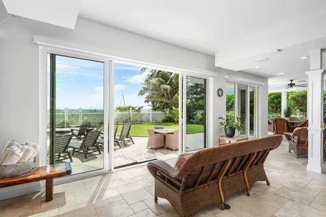 1906 Bay Drive Pompano Beach FL 33062