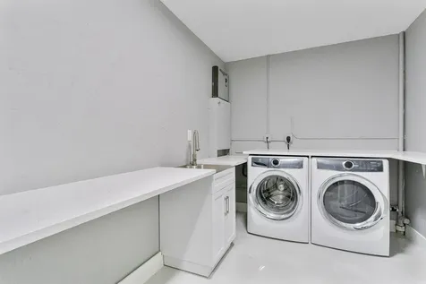 200 Sw 12th Street Boca Raton FL 33432