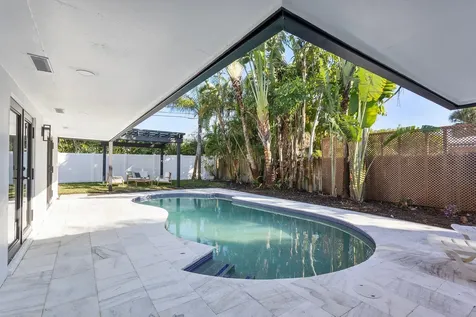 200 Sw 12th Street Boca Raton FL 33432
