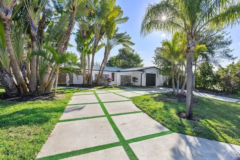 200 Sw 12th Street Boca Raton FL 33432