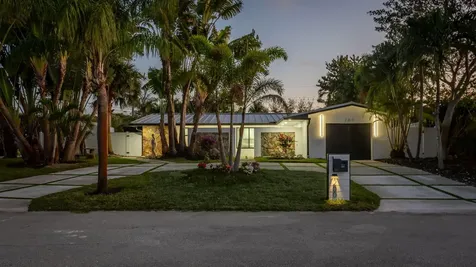200 Sw 12th Street Boca Raton FL 33432
