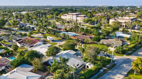 200 Sw 12th Street Boca Raton FL 33432
