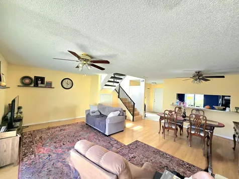 9094 Sw 21 Court Boca Raton FL 33428