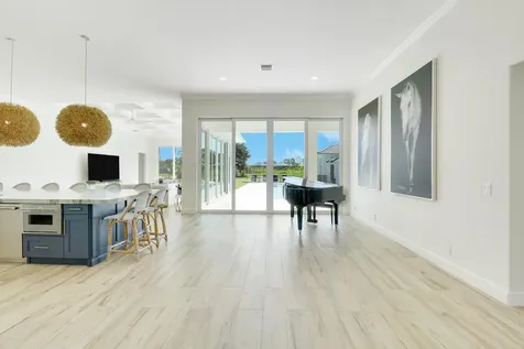 138 SE Fiore Bello Port Saint Lucie FL 34953
