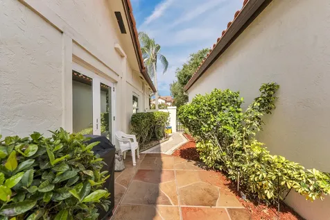 23024 Via Stel Boca Raton FL 33433