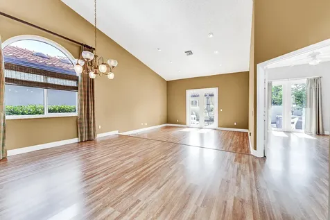 23024 Via Stel Boca Raton FL 33433