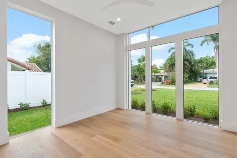 731 Se 4th Avenue Delray Beach FL 33483