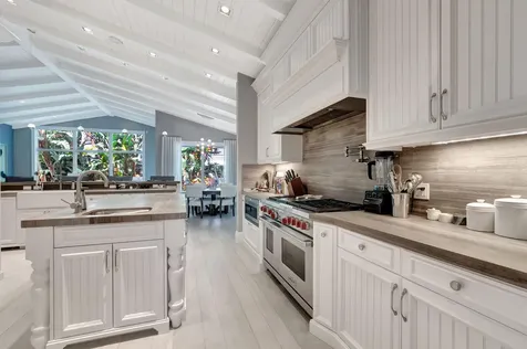 5747 Paddington Way Boca Raton FL 33496