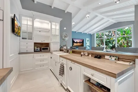 5747 Paddington Way Boca Raton FL 33496