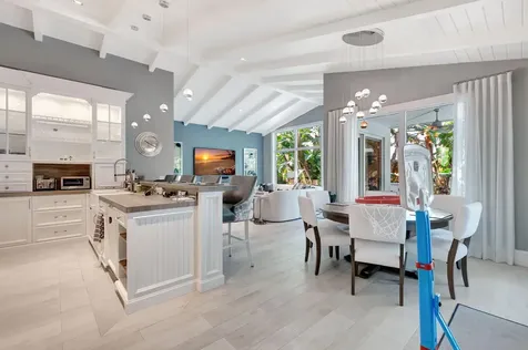 5747 Paddington Way Boca Raton FL 33496