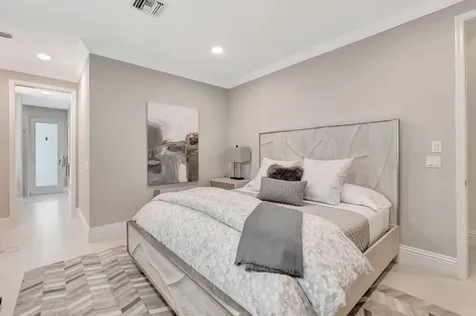 5747 Paddington Way Boca Raton FL 33496