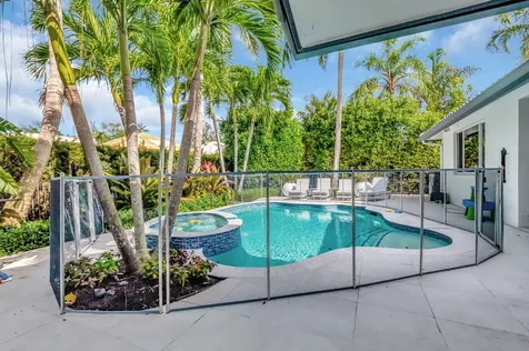 5747 Paddington Way Boca Raton FL 33496