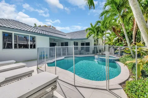 5747 Paddington Way Boca Raton FL 33496