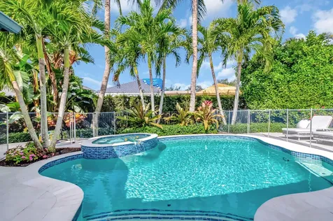 5747 Paddington Way Boca Raton FL 33496