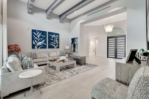 5747 Paddington Way Boca Raton FL 33496