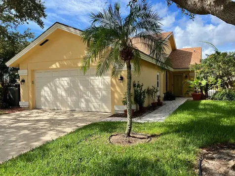100 Cape Pointe Circle Jupiter FL 33477