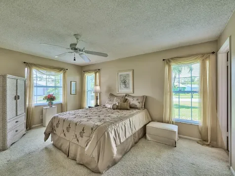 7261 Pine Forest Circle Lake Worth FL 33467