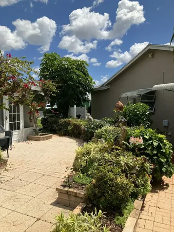 7261 Pine Forest Circle Lake Worth FL 33467