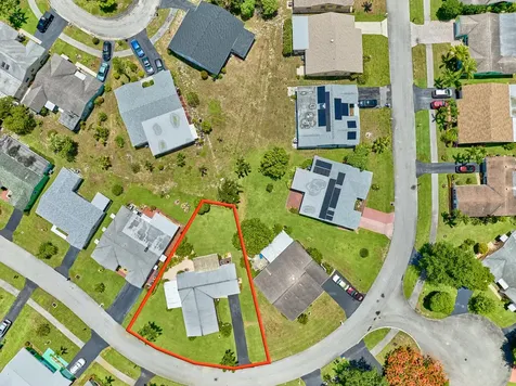 7261 Pine Forest Circle Lake Worth FL 33467