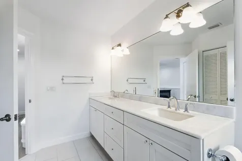 6692 Nw 25th Way Boca Raton FL 33496