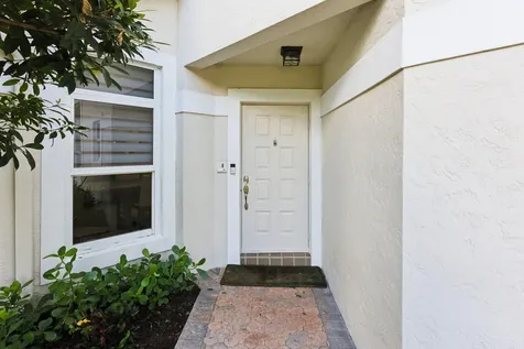 6692 Nw 25th Way Boca Raton FL 33496