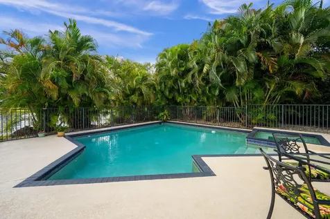 3740 Canterbury Way Boca Raton FL 33434